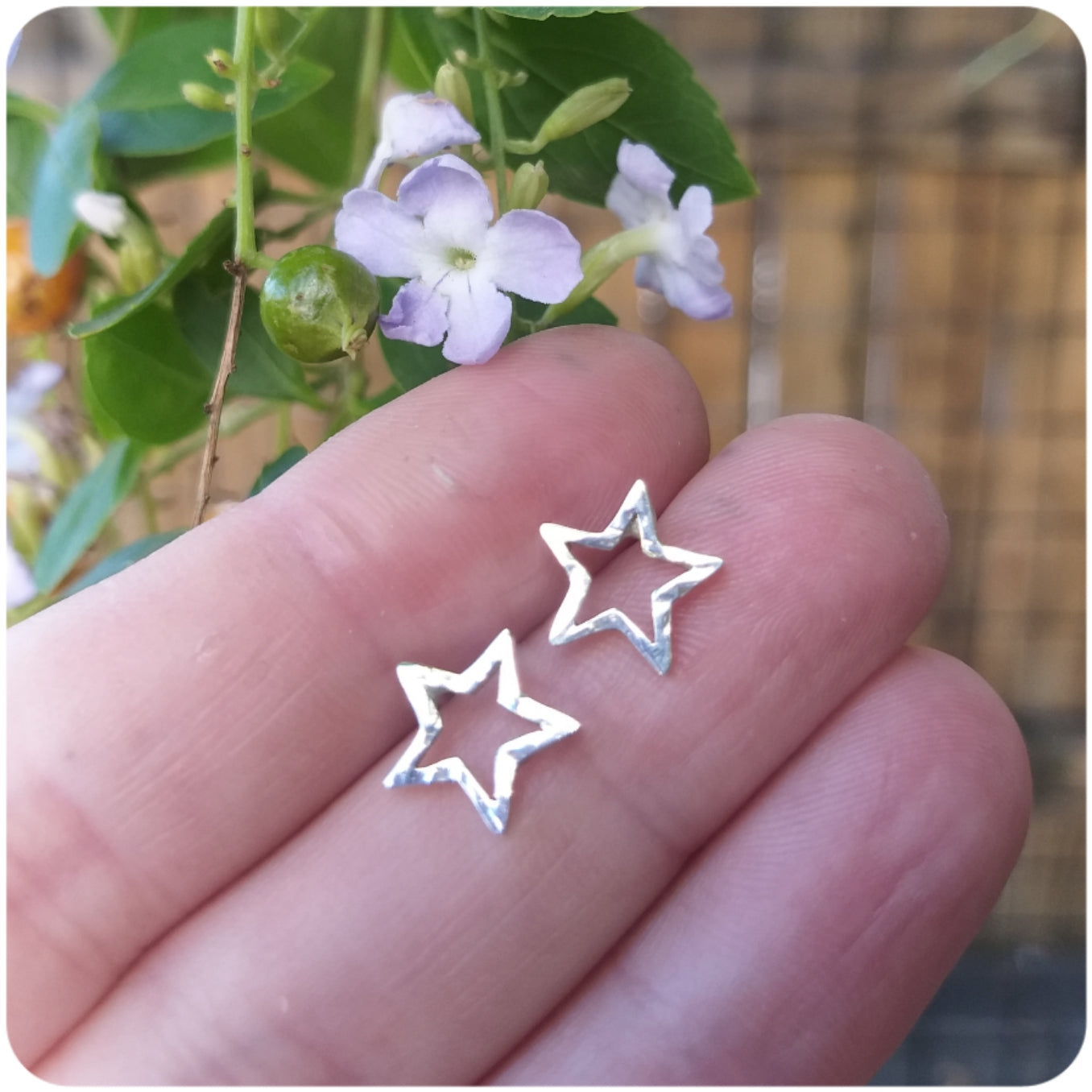 Forged Star Cutout Stud Earrings
