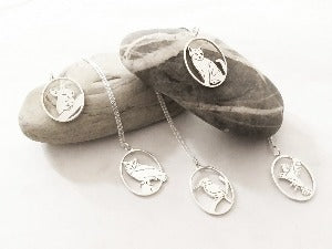 Oval Kingfisher Pendant on Chain