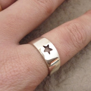 Tapered Sterling Silver cutout Star Ring